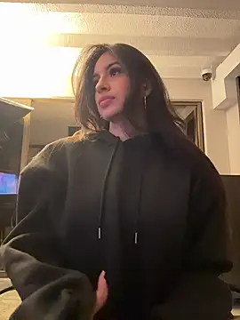 Taylor-Jonnees online show from 11-07-25, 04:06