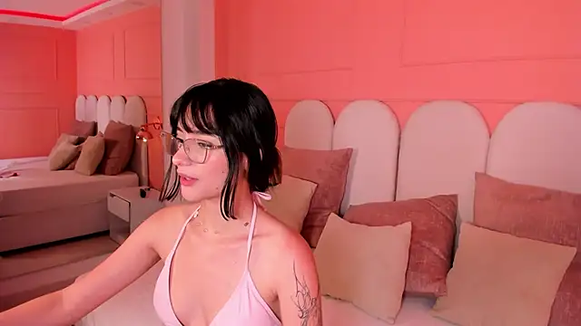 emilly williams  online show from 01-16-25, 08:14