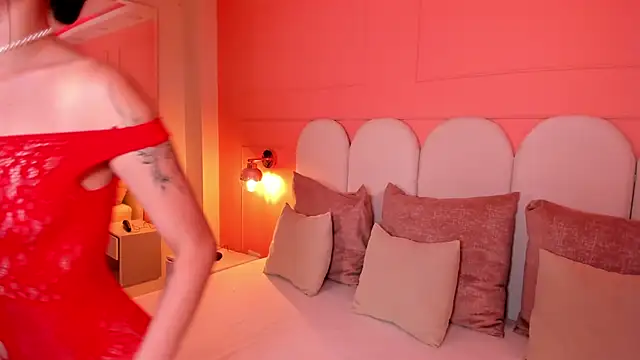 emilly williams  online show from 02-25-25, 05:08