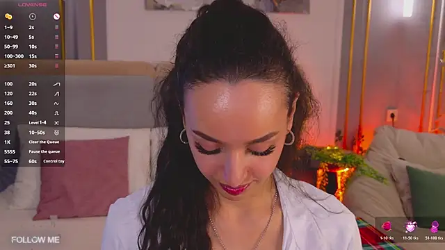 Lolly Neal online show from 04-12-26, 03:37