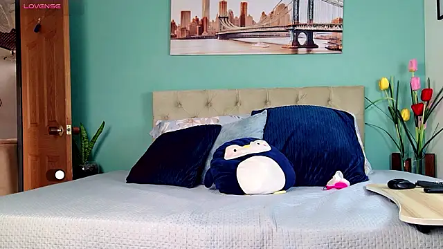 yanella fire online show from 03-14-26, 02:12