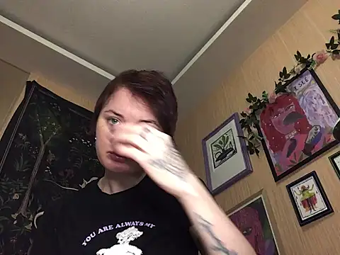 Dragonflyy online show from 12-27-24, 02:22