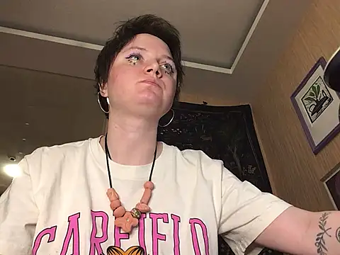 Dragonflyy online show from 12-12-24, 03:48