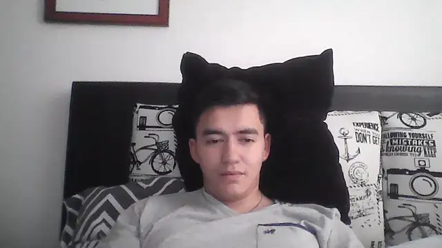 Snapshot of Estebitan_vm chatting on 04-19-26, 06:21 Estebitan vm online show from 04-19-26, 06:21