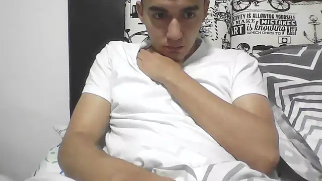 Snapshot of Estebitan_vm chatting on 07-08-26, 02:57 Estebitan vm online show from 07-08-26, 02:57