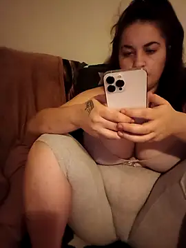 yzabell18 online show from 01-31-26, 09:13