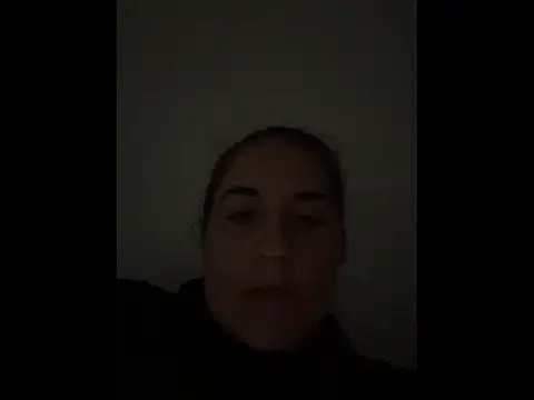 yzabell18 online show from 10-10-25, 07:20