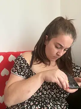 yzabell18 online show from 11-23-25, 12:59