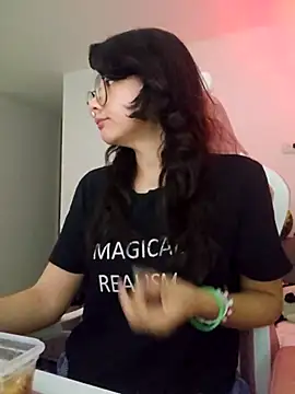 azumiichan online show from 04-09-26, 12:45