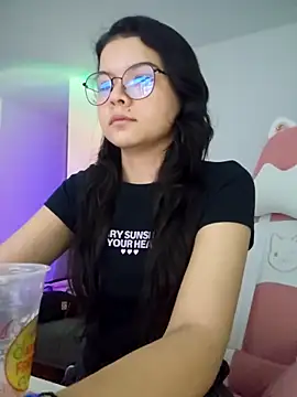 azumiichan online show from 10-23-25, 12:09