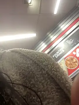 Snapshot of CamGirlLeanna chatting on 01-31-25, 06:57 CamGirlLeanna online show from 01-31-25, 06:57