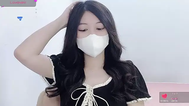 tanhxiu online show from 10-25-25, 02:07