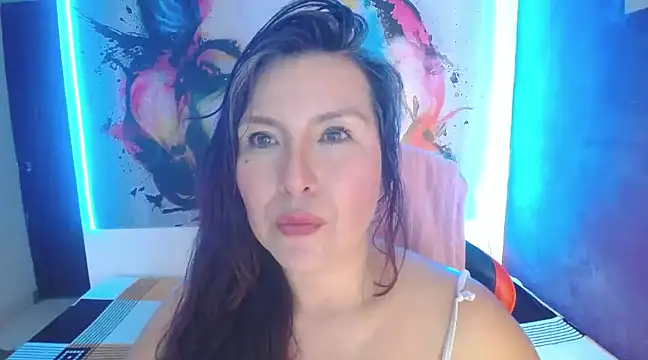 Snapshot of evelyn_mature19 chatting on 03-17-25, 07:26 evelyn mature19 online show from 03-17-25, 07:26