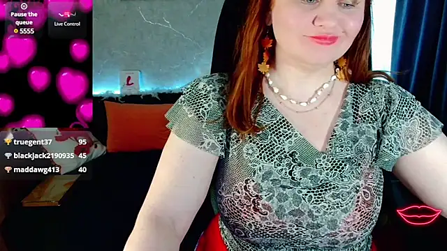 Nikki March online show from 03-18-25, 09:23