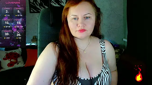 Nikki March online show from 09-18-25, 04:10