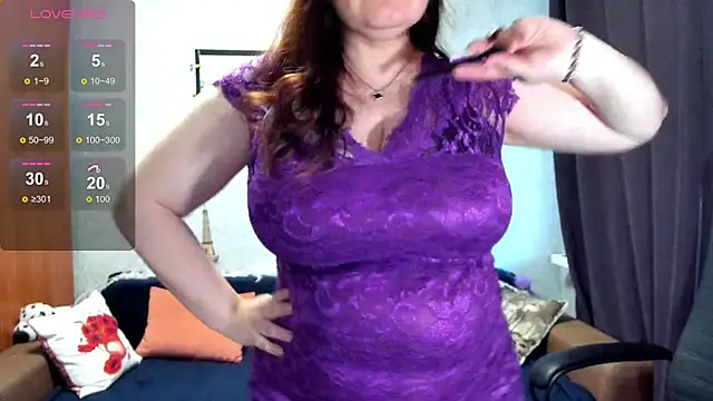 Snapshot of Nikki_March chatting on 06-25-26, 04:12 Nikki March online show from 06-25-26, 04:12