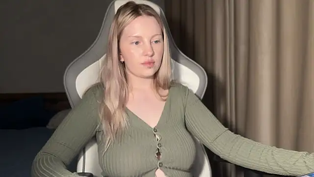 x ivy x online show from 11-10-25, 03:17