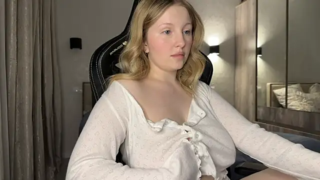 x ivy x online show from 12-17-24, 03:27