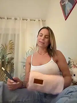 MariaMilan online show from 12-05-25, 06:06