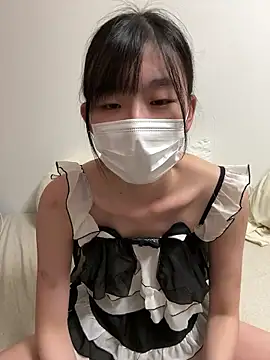 Snapshot of -Rinka- chatting on 09-17-25, 01:13 -Rinka- online show from 09-17-25, 01:13