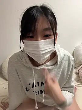 Snapshot of -Rinka- chatting on 02-27-25, 01:17 -Rinka- online show from 02-27-25, 01:17