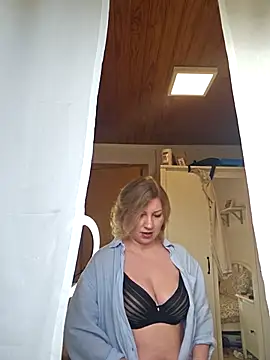 zarina3003 online show from 02-19-26, 08:44