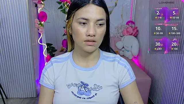 Snapshot of Chiara_tay chatting on 06-01-26, 07:24 Chiara tay online show from 06-01-26, 07:24