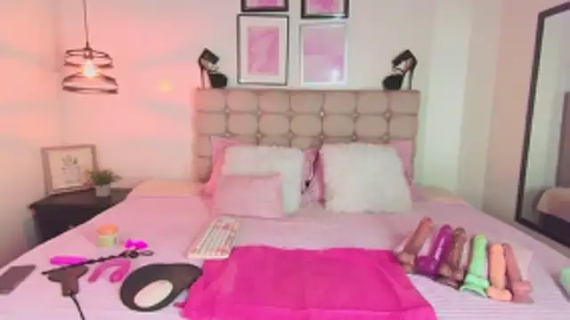 noa  01 online show from 11-26-25, 02:06