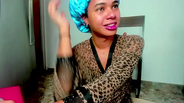 meghanSusexx online show from 12-05-25, 05:39