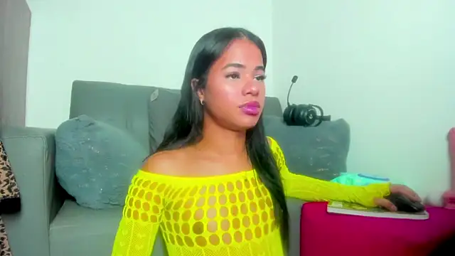 meghanSusexx online show from 02-25-26, 12:33