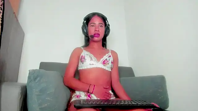 meghanSusexx online show from 02-22-26, 04:26