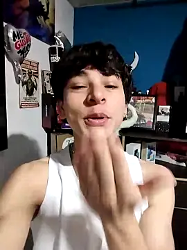 Luke Howland online show from 11-26-25, 06:19