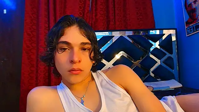 Snapshot of Luke_Howland chatting on 02-24-25, 10:25 Luke Howland online show from 02-24-25, 10:25