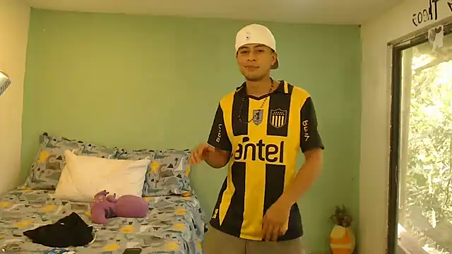danielitopapuu online show from 04-10-26, 03:19