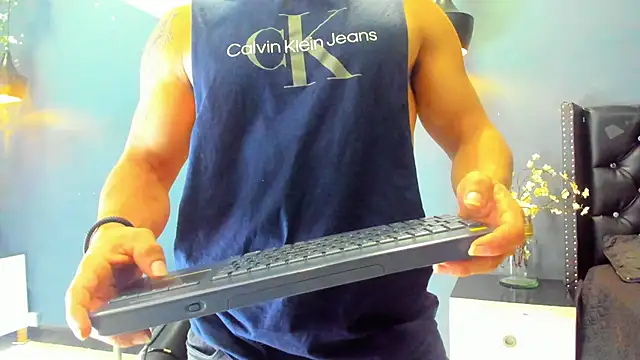 Snapshot of Bryson_Collins_ chatting on 02-20-25, 11:09 Bryson Collins online show from 02-20-25, 11:09