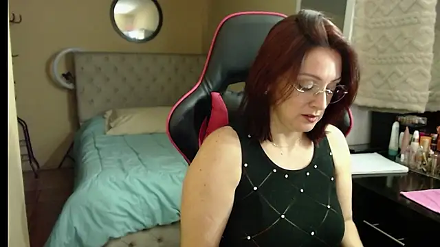 Carol Scottt online show from 09-26-25, 08:38