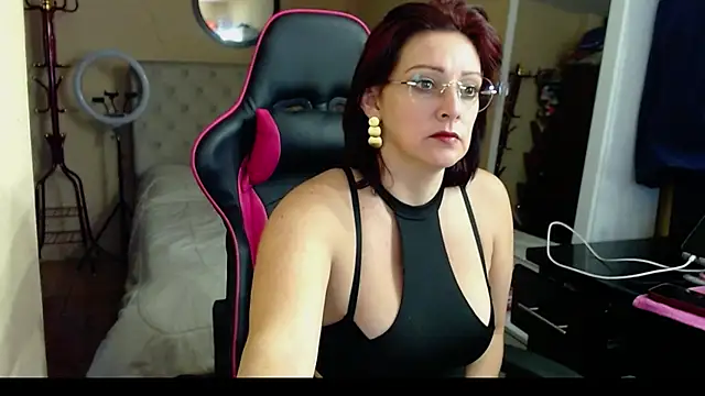 Carol Scottt online show from 03-20-25, 04:42