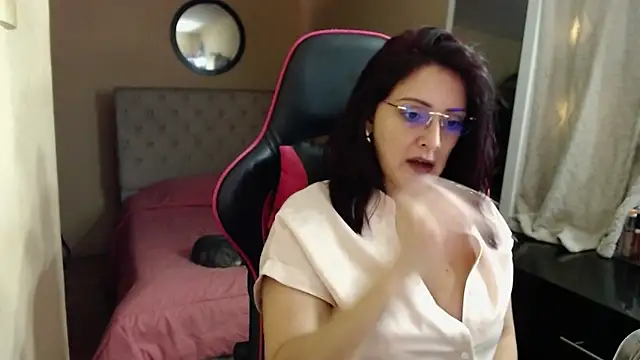 Carol Scottt online show from 03-18-26, 09:15