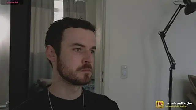 Snapshot of sexxxsutra chatting on 06-11-26, 04:48 sexxxsutra online show from 06-11-26, 04:48