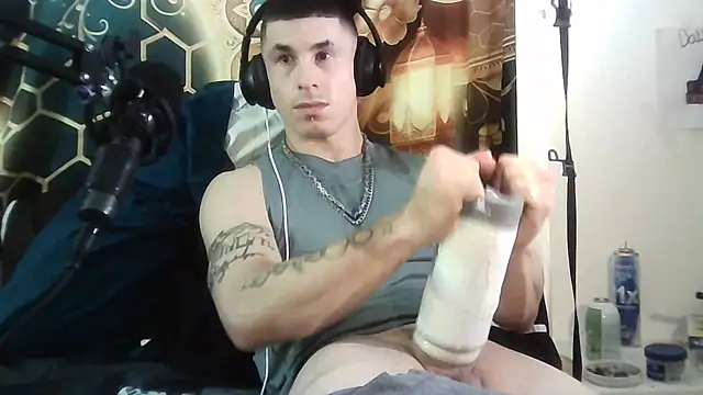 --D-a-D-D-y- online show from 01-08-26, 05:57