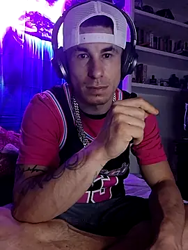 --D-a-D-D-y- online show from 04-10-26, 01:56