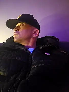 McdyllanXX online show from 03-18-25, 09:43