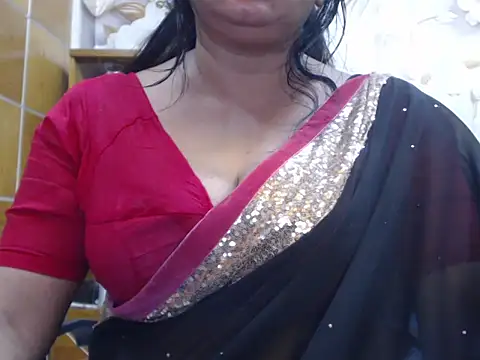 Snapshot of desi-maisa130 chatting on 06-20-26, 04:56 desi-maisa130 online show from 06-20-26, 04:56