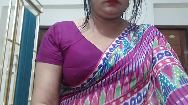 Snapshot of desi-maisa130 chatting on 04-28-26, 04:55 desi-maisa130 online show from 04-28-26, 04:55
