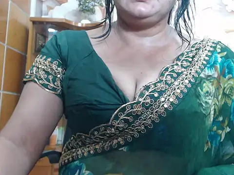 Snapshot of desi-maisa130 chatting on 07-26-26, 04:58 desi-maisa130 online show from 07-26-26, 04:58