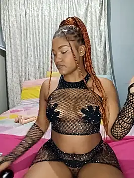 Snapshot of charmainexxx chatting on 03-15-25, 11:39 charmainexxx online show from 03-15-25, 11:39