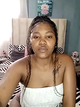 Snapshot of charmainexxx chatting on 10-01-25, 11:58 charmainexxx online show from 10-01-25, 11:58