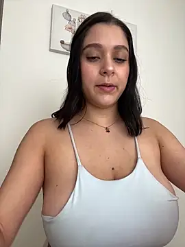 SophiaLaurens online show from 02-07-26, 08:50