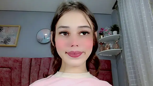 Snapshot of ValeriaAguilar chatting on 03-18-25, 11:22 ValeriaAguilar online show from 03-18-25, 11:22