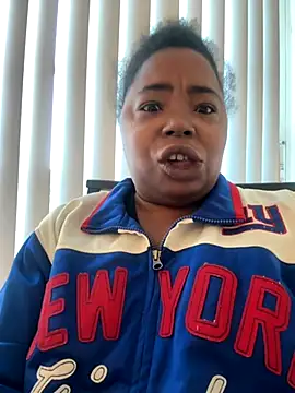 JCCaramelbarbie1 online show from 11-13-25, 12:42